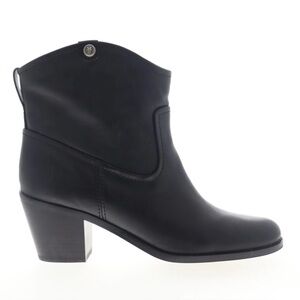 Frye. Jolene Pull-On Boot. Black. Size 8.